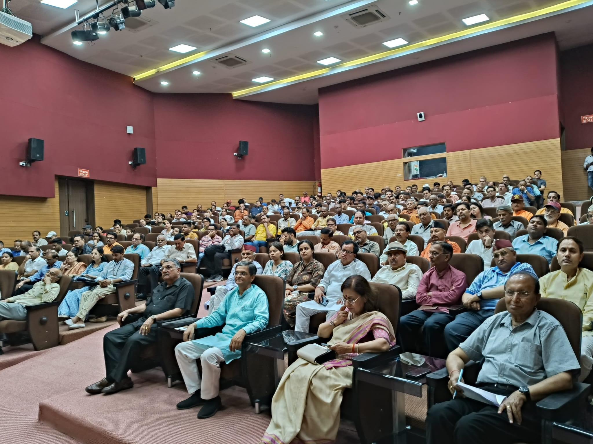 संघर्ष, त्याग, आस्था और शक्ति का प्रतीक है पत्रकारिता: अजय मित्तल 