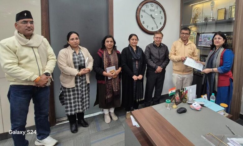 An important agreement was signed between the Uttarakhand Panchayati Raj Department and the Indian Institute of Management (IIM) Kashipur.